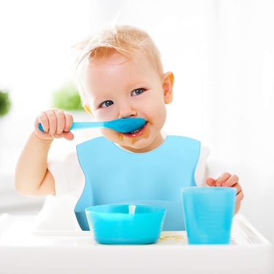 Kaynar Su Güvenli Toz Geçirmez Bebek Besleme Silikon Önlük Sağlam Alerji Dostu