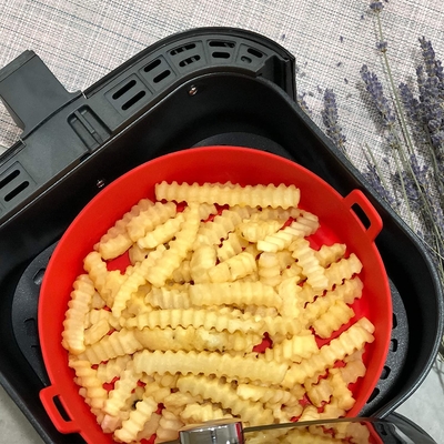 Kolay Temizlenebilir Logo Özelleştirme Hava Fritözü Silikon Tencere Kaynar Suda Güvenli