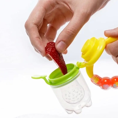 BPA İçermeyen Hızlı Doldurma Bebekler İçin Bebek Meyve Besleyicisinin Boğulmasını Önler
