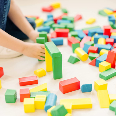 4 Renk ve 9 Şekilde 100 Blok Bebek Eğitimi İçin Ahşap Yapı Taşları Seti